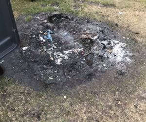Zniszczone kontenery nad Wartą