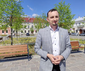 Wstyd i żenada w Olkuszu. Zamknęli mieszkańcom drogę