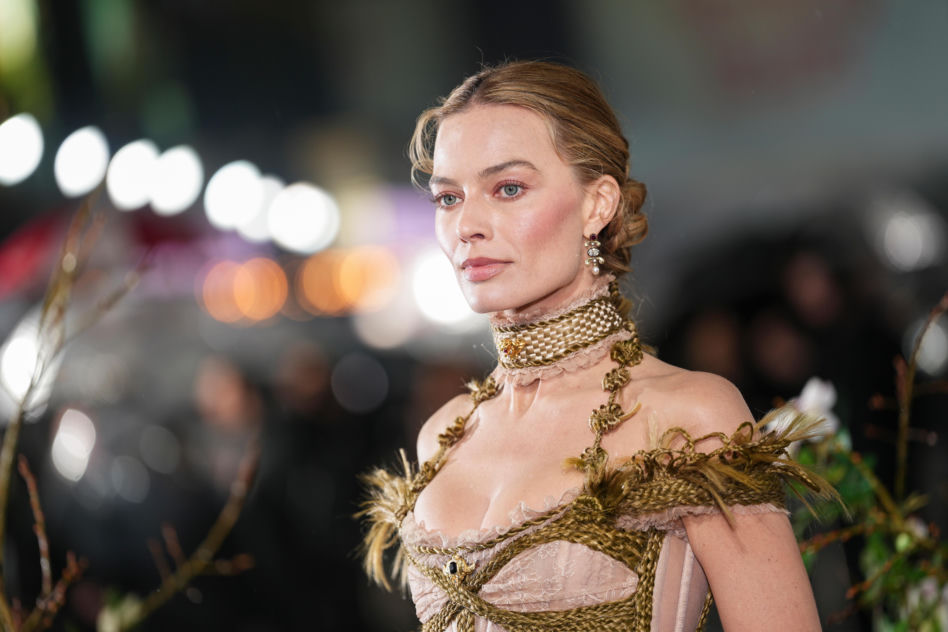 Jacob Elordi i Margot Robbie na premierze "Wichrowych Wzgórz"