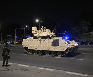 Nocna próba defilady wojskowej w Warszawie 2