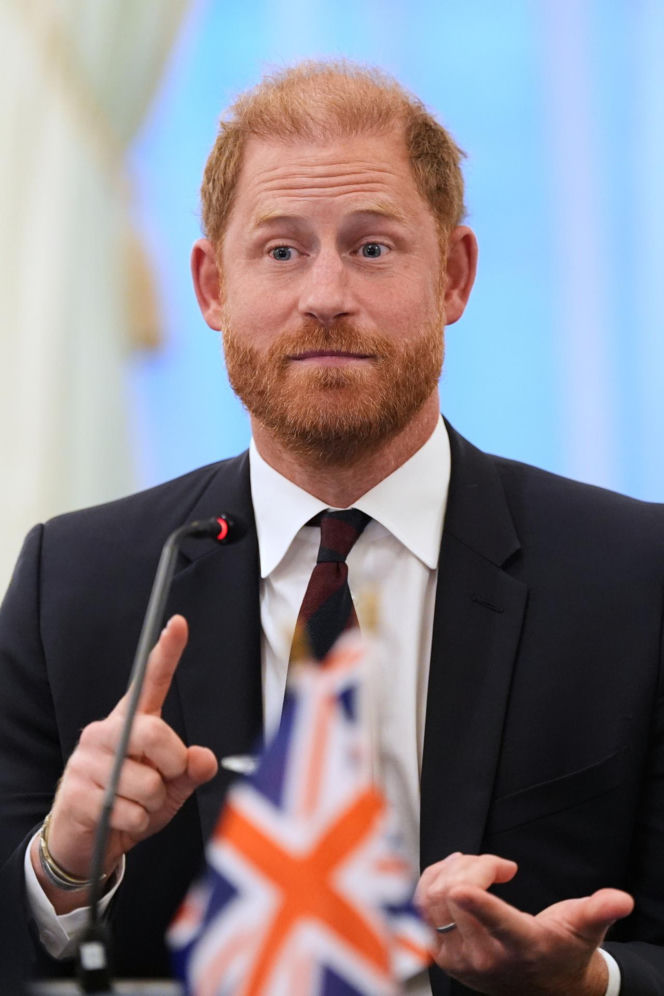 Dlaczego książę Harry i Meghan wracają do Wielkiej Brytanii?! Oto wszystkie teorie
