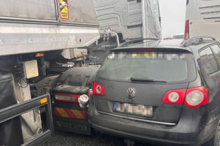 Karambol na autostradzie A4. Zderzyło się 7 samochodów