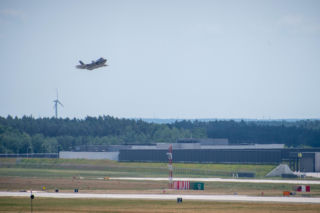 Ważny wysłannik USA przyjedzie do Polski. Powód? Przejęcie samolotów F-35 Husarz