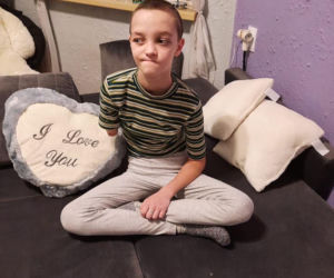 14-letnia Oliwia opowiada o zderzeniu z pociągiem. Bóg mnie uratował