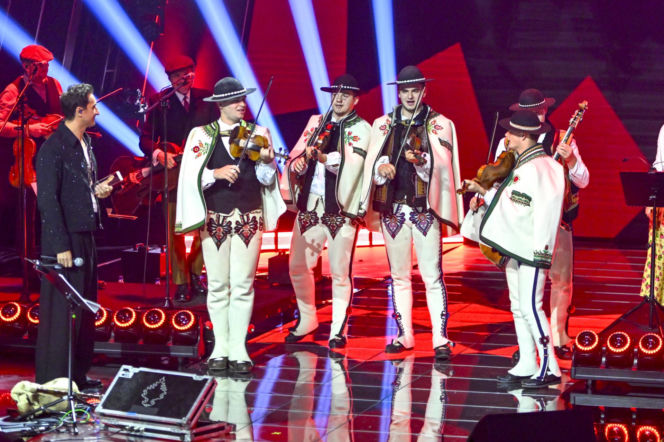 Co ona ma na sobie?! Szroeder wyglądała jak w firance z PRL-u