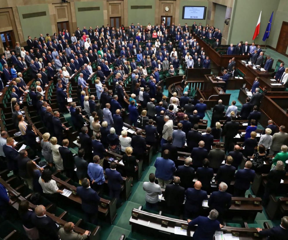 2700 zł na alkohol w każdym dniu pracy Sejmu