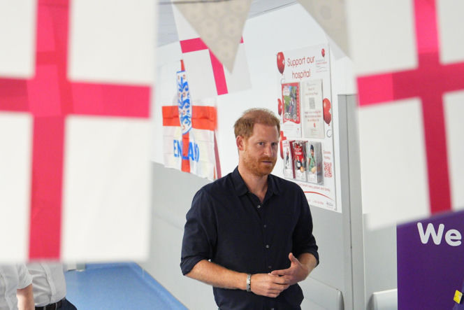 Dlaczego książę Harry i Meghan wracają do Wielkiej Brytanii?! Oto wszystkie teorie