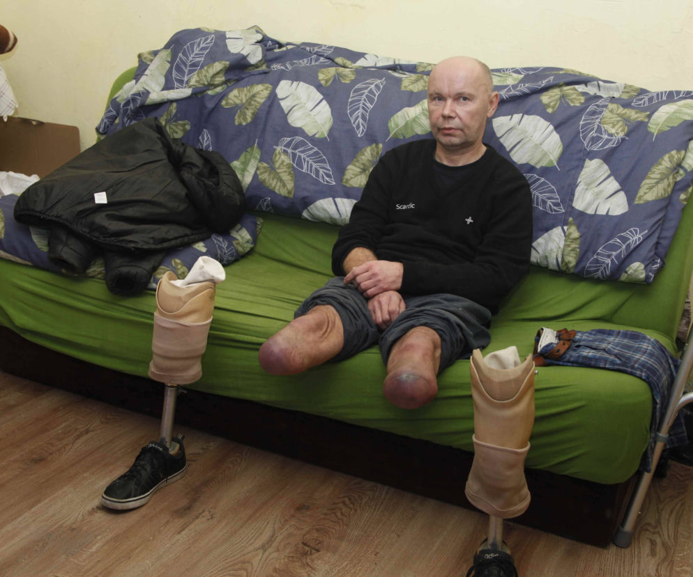 Urzędnicy gminni wyrzucają inwalidę na bruk