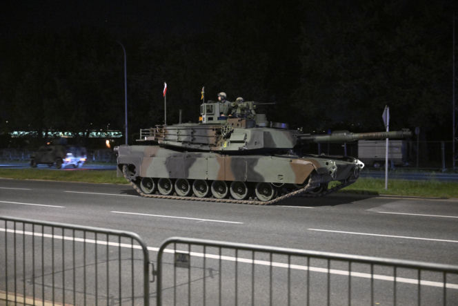 Nocna próba defilady wojskowej w Warszawie 2