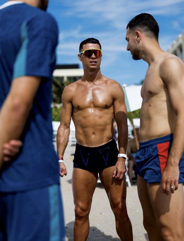 Cristiano Ronaldo i jego klata