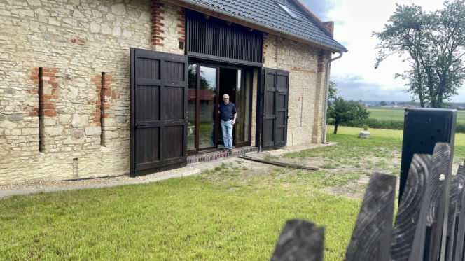 Przebudowa stodoły z wapienia w woj. opolskim. Dom