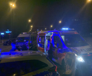 Wypadek drogowy, Warszawa, skrzyżowanie ul. Poligonowej z Ostrobramską