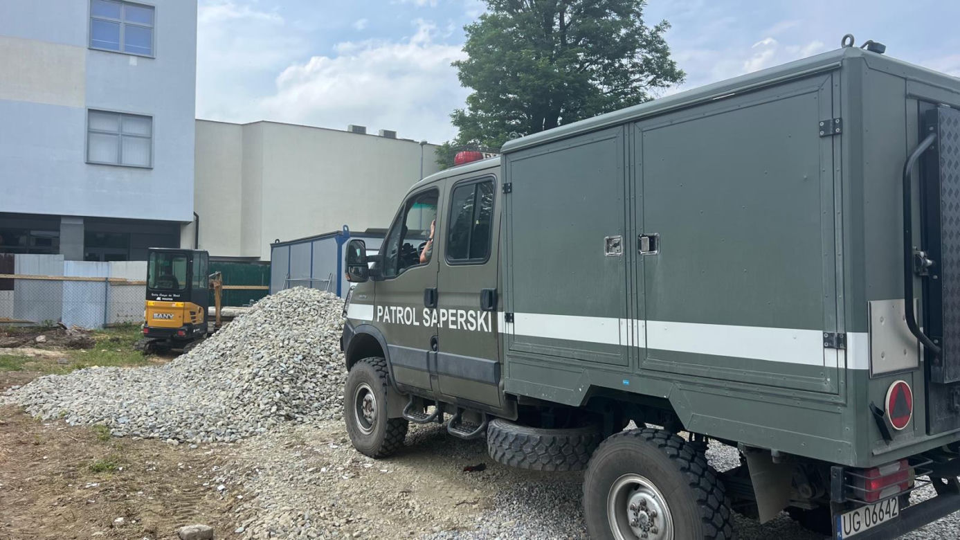 Saperzy interweniowali w centrum Tarnowa. Blisko 200 osób ewakuowanych