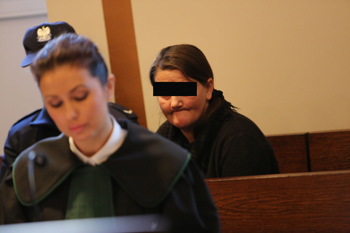 Grób dzieci "potwora z Hipolitowa" na cmentarzu we wsi Poryte