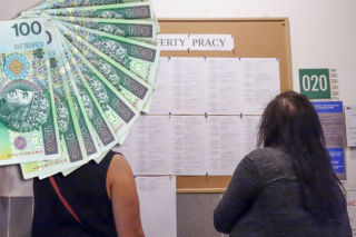 Wysyłasz CV, a pracy nie ma. Uważaj na „oferty widmo” 