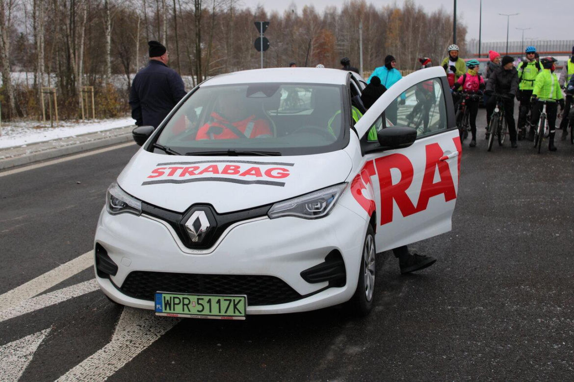 Przejechali nowym odcinkiem Trasy Górna