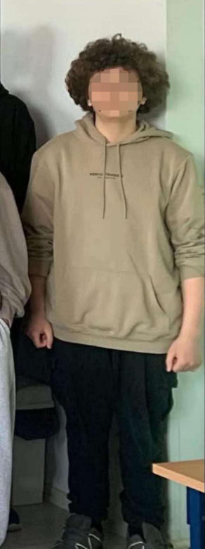 Kolejny koszmar w szkole. 15-latek miał przy sobie trzy noże! Zaatakował dyrektora, jedna osoba nie żyje