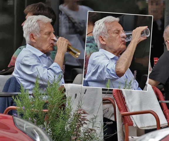 Jerzy Buzek przyłapany w lokalu. Znalazł sposób na upał