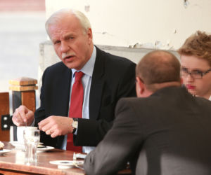 Andrzej Olechowski
