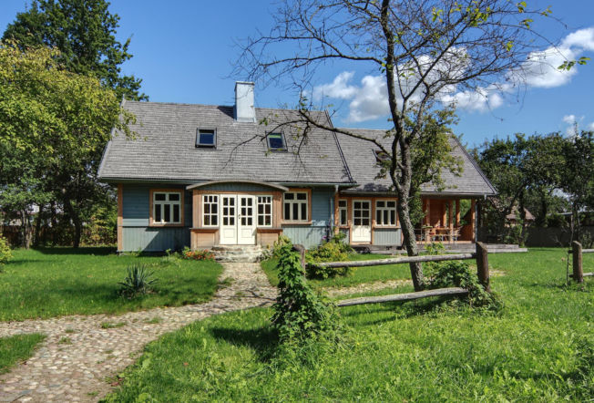 Drewniany dom na Podlasiu