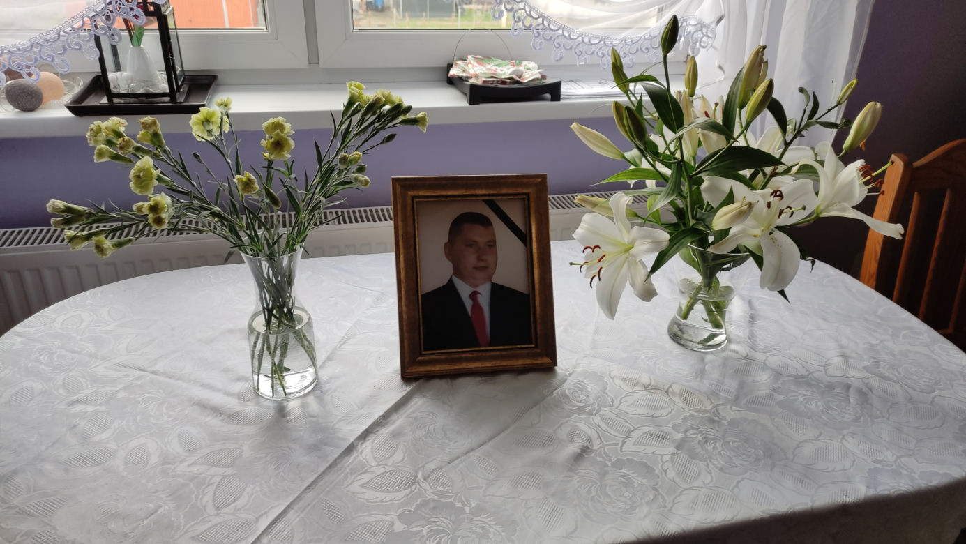 Unisław. Pogrzeb 30-letniego Daniela. Zginął zastrzelony na ulicy