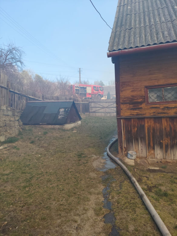 Płonie ponad 10 ha traw w Brodach! Na miejsce leci samolot gaśniczy