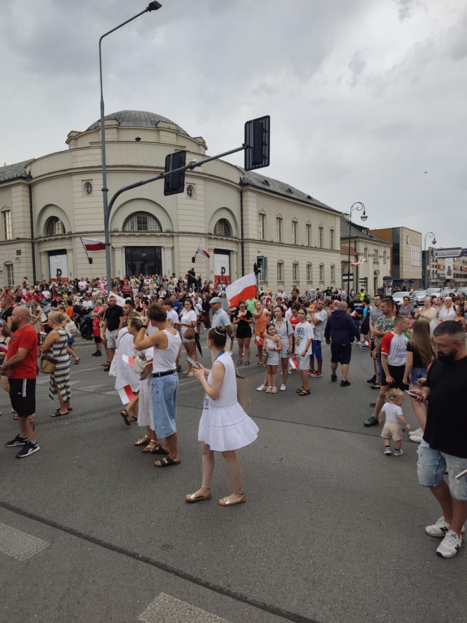 „Cześć i chwała bohaterom!”. Siedlczanie spotkali się w centrum miasta, by uczcić 82. rocznicę wybuchu Powstania Warszawskiego