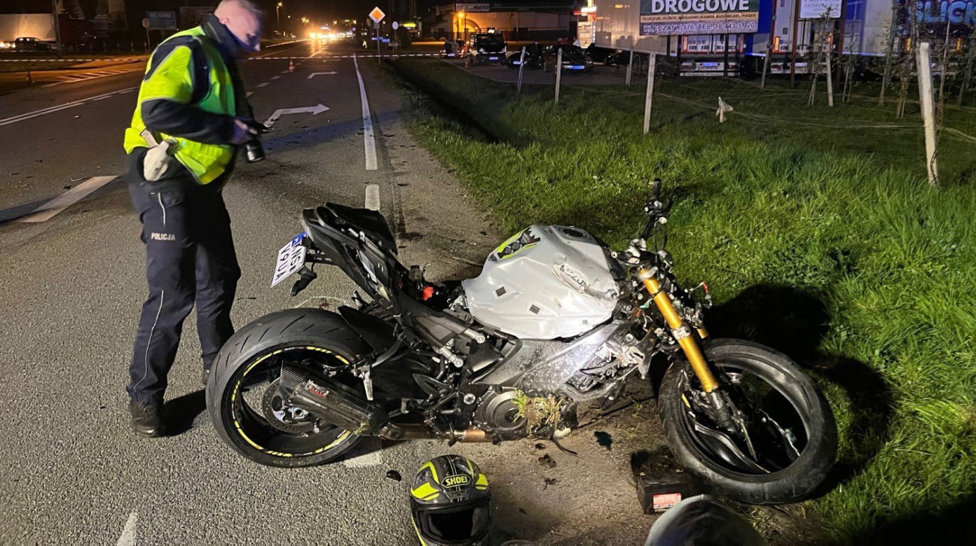 Miał być za chwilę, nie dojechał nigdy. Przyjaciele nie mogą się z tym pogodzić. "Dlaczego właśnie Piotrek?"