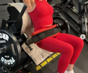 Nie dzierga szalików, nie opiekuje się wnukami. Joanna Racewicz nie daje sobie w kaszę dmuchać!