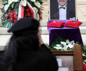 Pogrzeb Krzysztofa Krawczyka. Nabożeństwo żałobne w łódzkiej archikatedrze