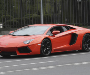 Kuba Wojewódzki w Lamborghini Aventador