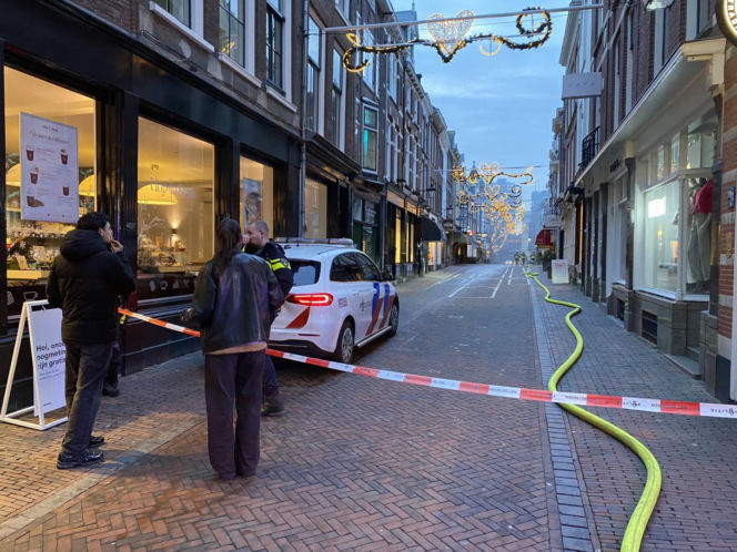 Dwa wybuchy i wielki pożar w centrum Utrechtu. Co najmniej jedna osoba ranna