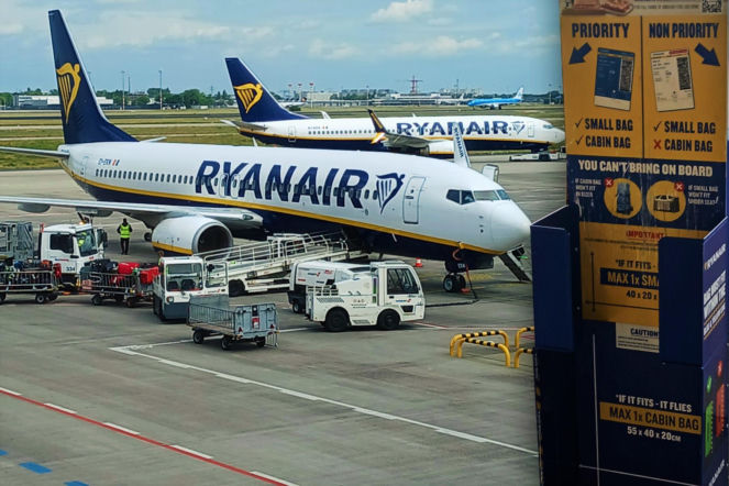 Koniec problemów z ponadwymiarowym bagażem? Unia Europejska mówi dość chaosowi na lotniskach