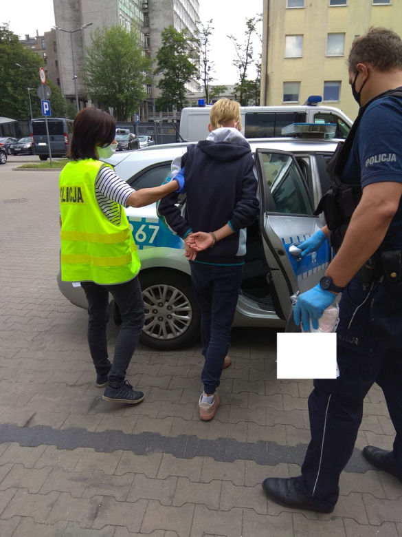 Łódzkie: Hodowała sobie marihuanę NA PARAPECIE. Kobiecie grozi 10 lat więzienia