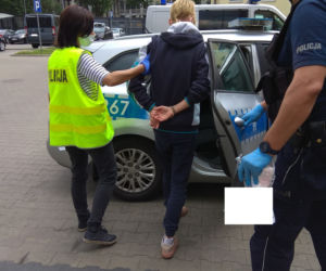 Łódzkie: Hodowała sobie marihuanę NA PARAPECIE. Kobiecie grozi 10 lat więzienia
