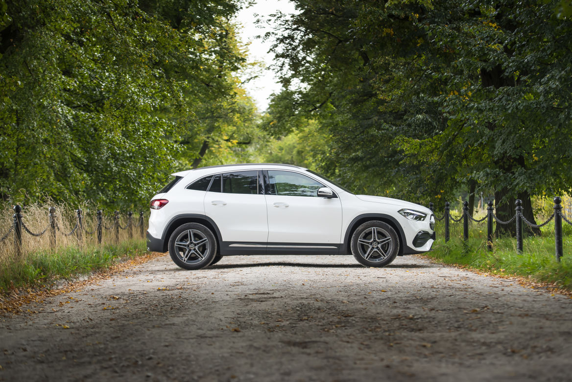 Mercedes-Benz GLA 200 AMG Line