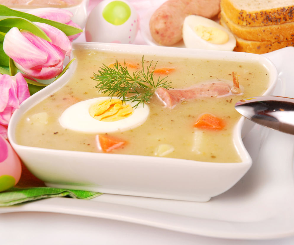 Barszcz biały a żurek: różnice. Czym się różnią te dwie polskie zupy?
