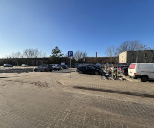 Parking przy Ćwiczni