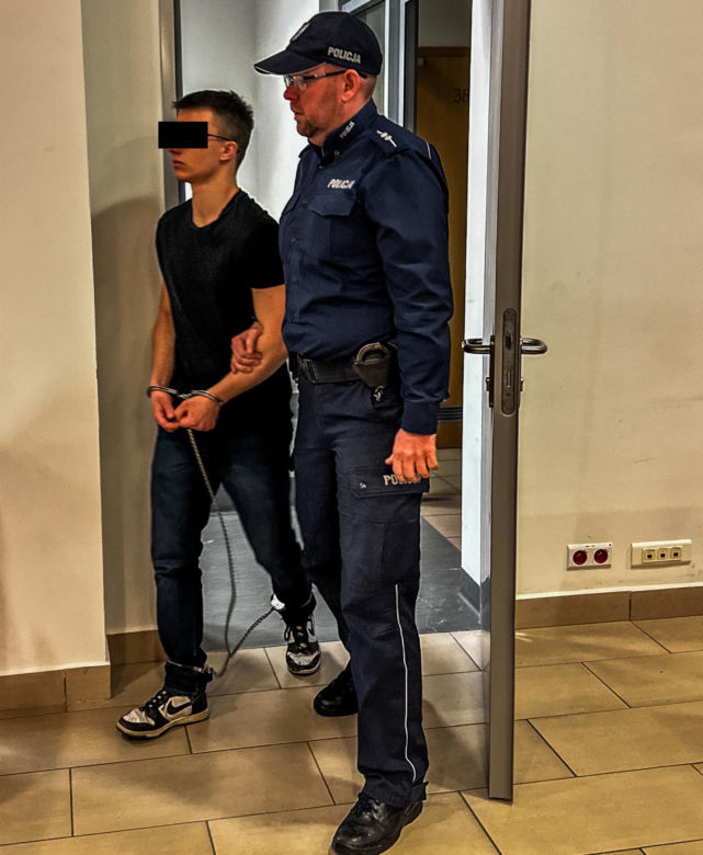 Gang zarabiał na tragedii staruszków!