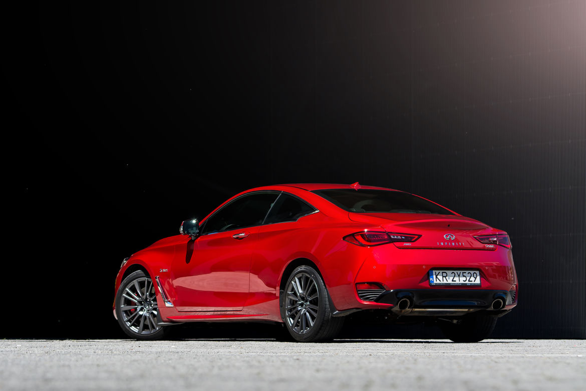 Infiniti Q60 3.0 V6 TwinTurbo AT AWD Sport Tech