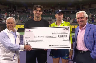 Jelena Rybakina zmolestowana na korcie?!