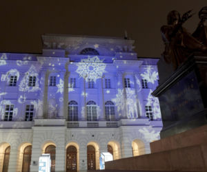 Niesamowita iluminacja świąteczna rozbłysnęła w Warszawie