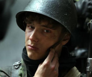 Czas honoru 7 sezon. Apacz (Maciej Musiał)