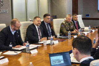 Konrad Gołota podczas wizyty w USA
