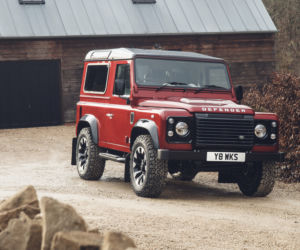 Land Rover Defender Works V8 - 70th Edition