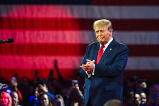 Nie żyje uczestnik wiecu Trumpa. Został postrzelony podczas zamachu w Pensylwanii