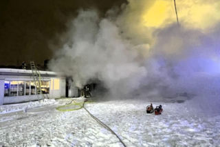 Nocny pożar przy Bakalarskiej, na miejscu 19 zastępów. Warunki były ekstremalne