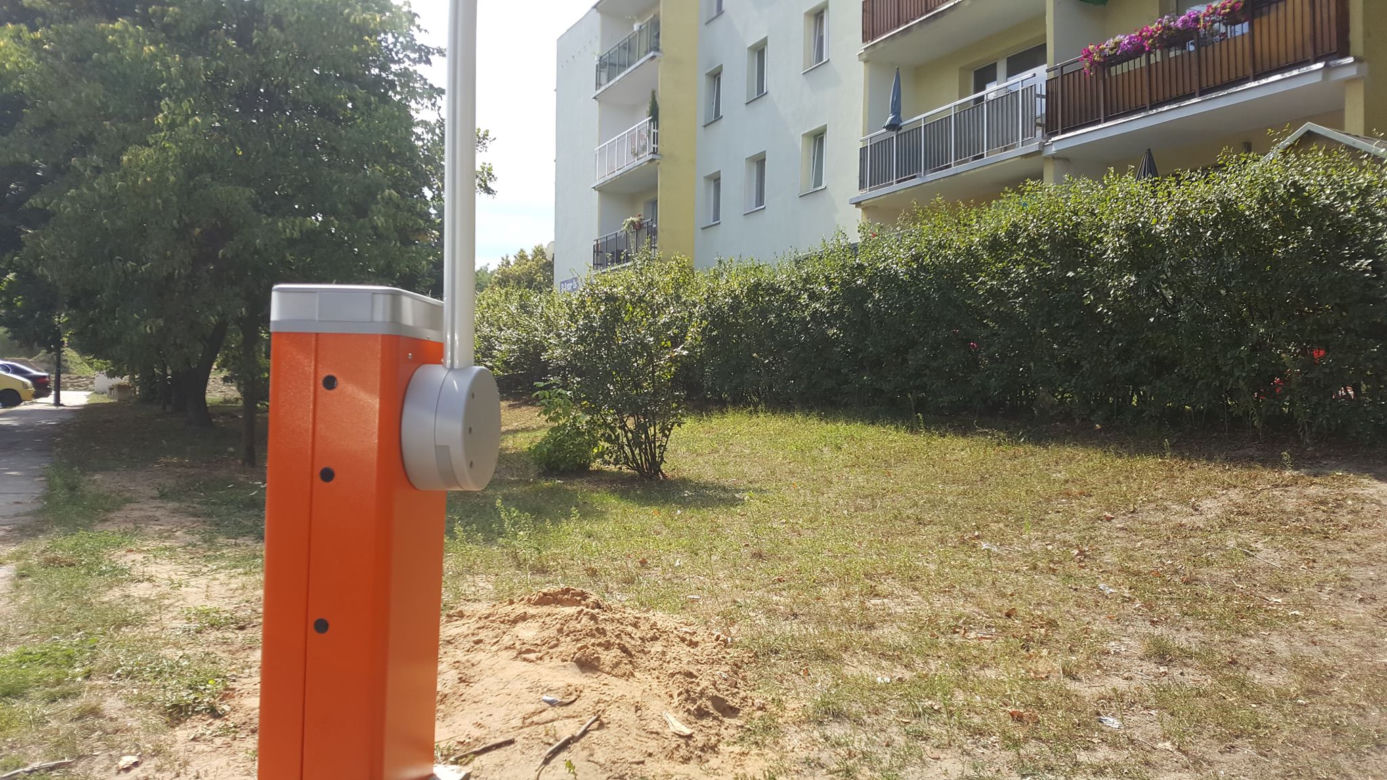 Ursynów: Wjazd tylko dla lokatorów! Zainstalowano szlabany 