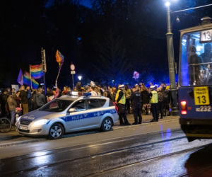 Tańczący protest pod krakowską kurią
