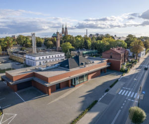 Rozbudowany Dom Pogrzebowy z lat 50. w Żyradowie